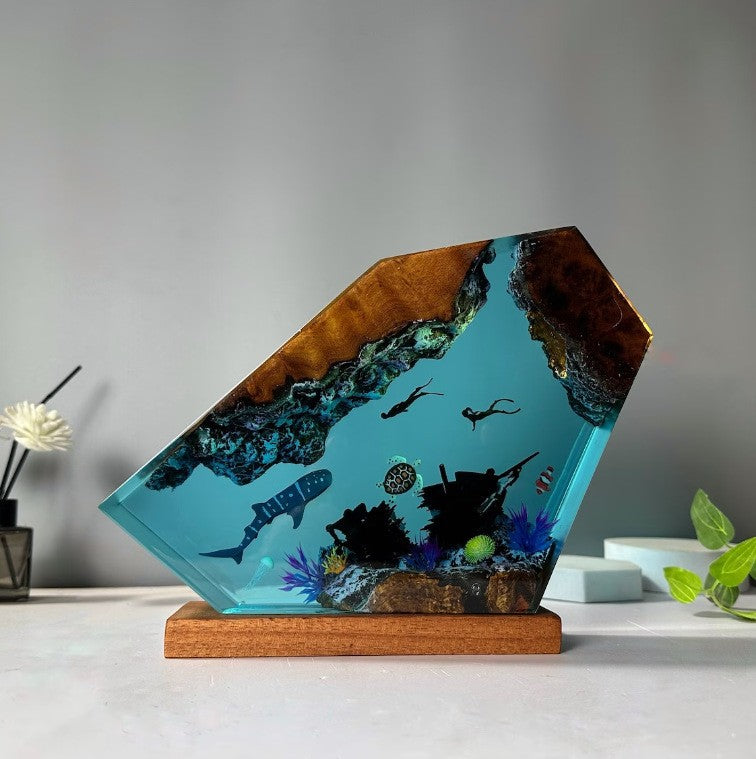 Undersea Whale Turtle Resin Lamp Human Diving Creative Design Personality Nightlight Home Decoration Unique Gift