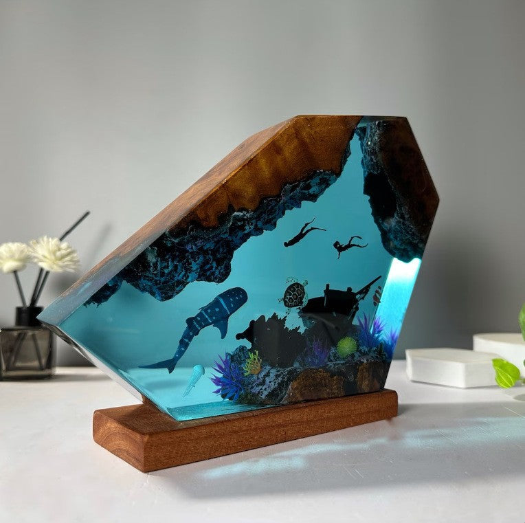 Undersea Whale Turtle Resin Lamp Human Diving Creative Design Personality Nightlight Home Decoration Unique Gift