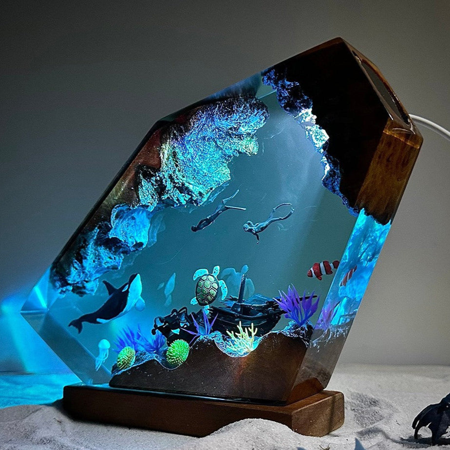 Handmade epoxy resin lamp featuring killer whale, turtle, and diver couple – ocean-themed night light, Christmas gift for marine lovers and ocean décor