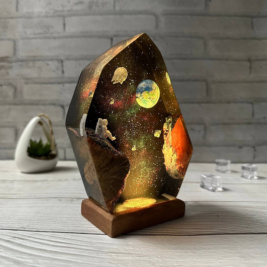Europe and the United States best selling star glue lamp space night light resin wood space galaxy lamp for her gift